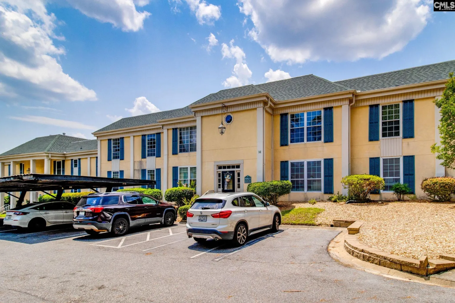 3600 Chateau Drive