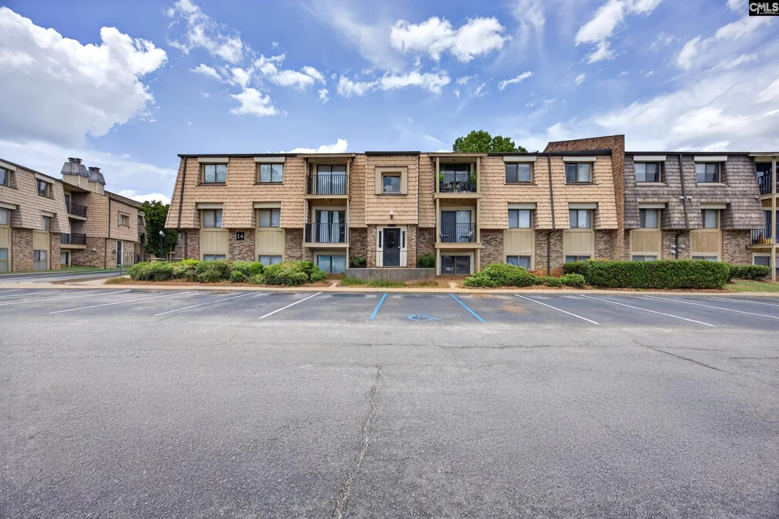 1409 Old Manor Road