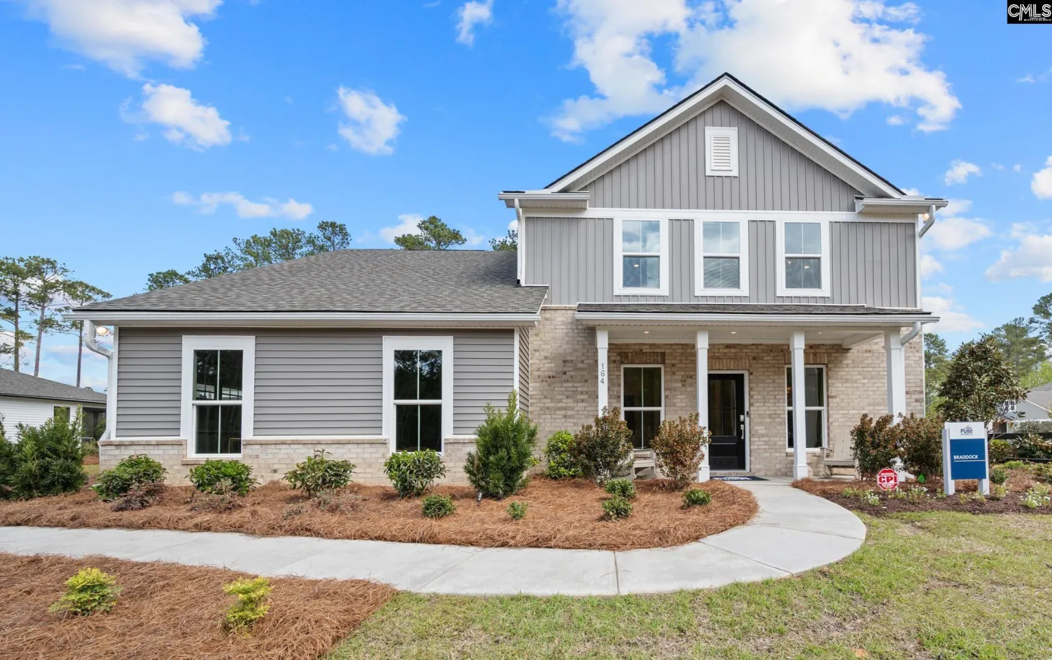 581 Oakleaf Chase Circle