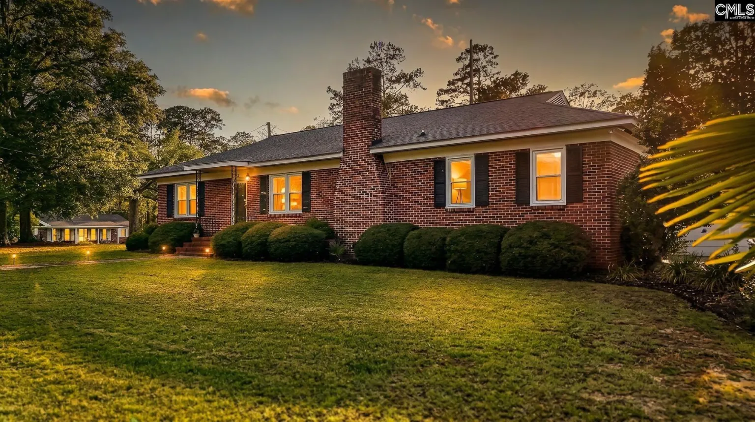 56 Woodlawn Terrace
