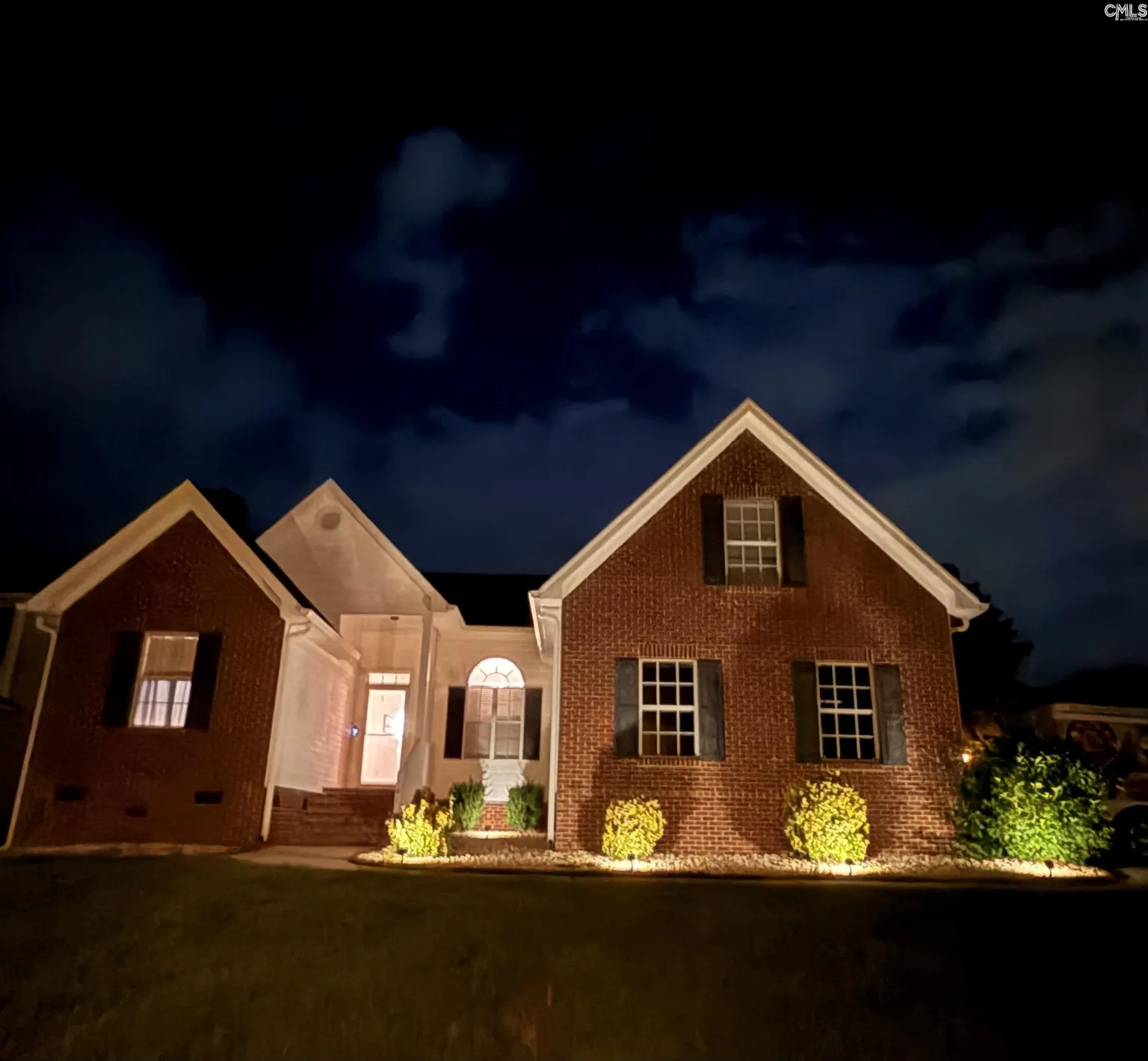 101 WEST BROOK Court