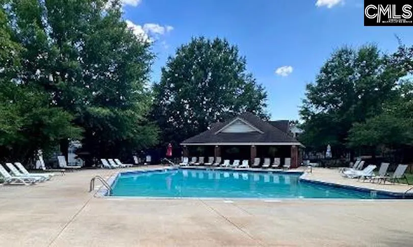 180 Wexford Drive