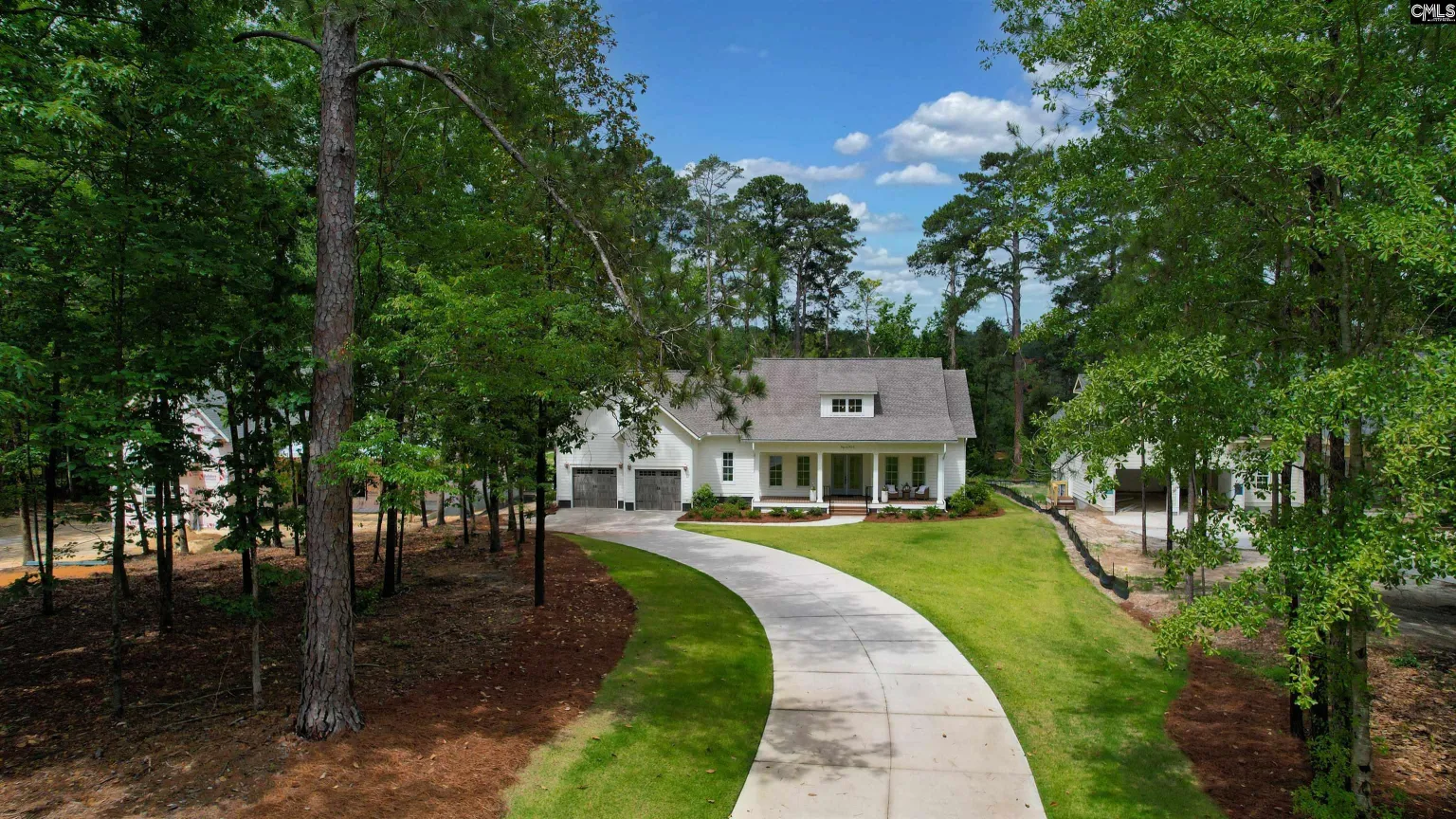 6705 LAKE ARCADIA LN.