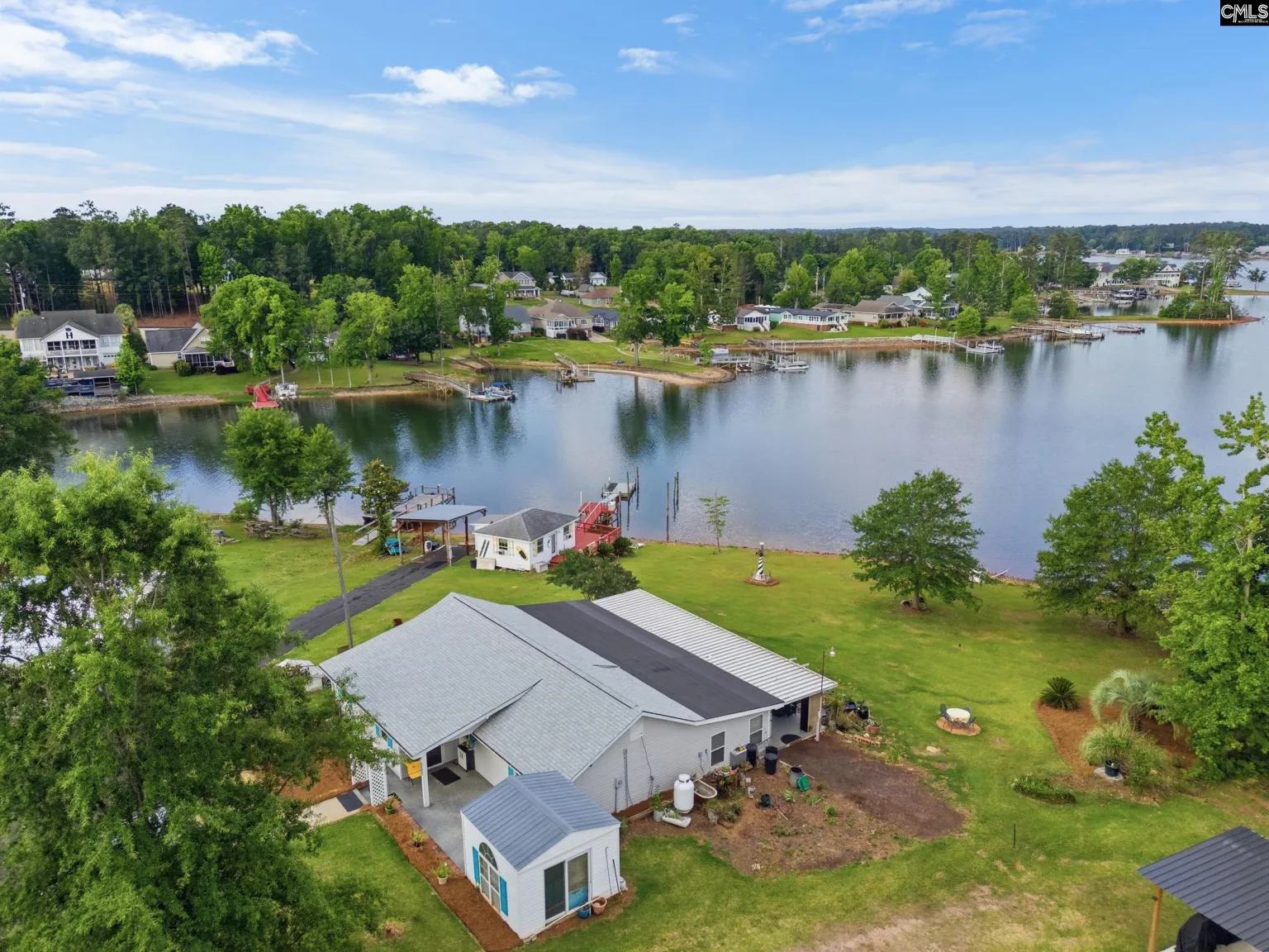 1089 Lake Drive