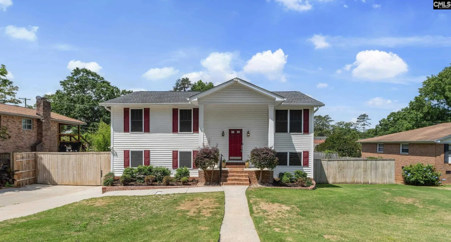 913 Riverview Drive