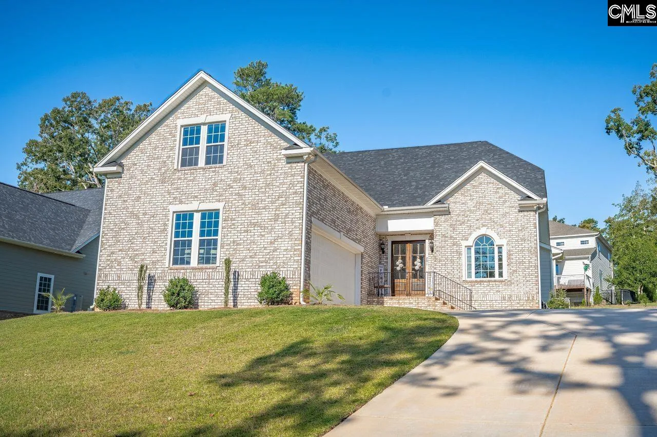 201 Edgewood Drive