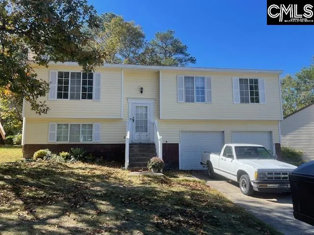 121 Foxglove Circle