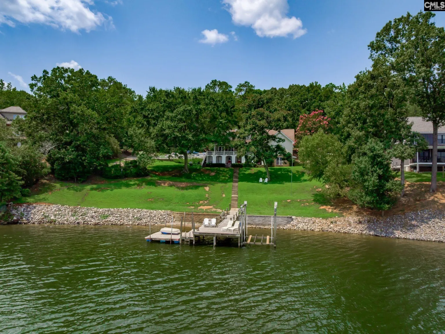 1646 Ginkgo Trail