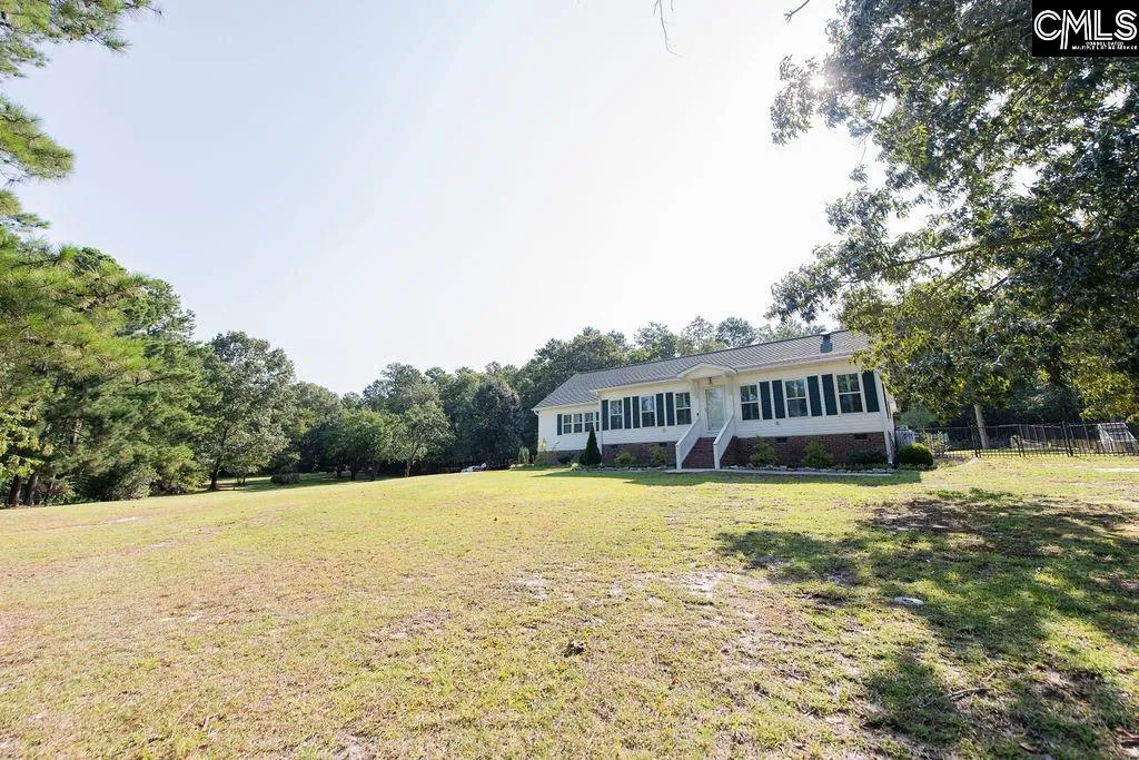 390 McLee Road
