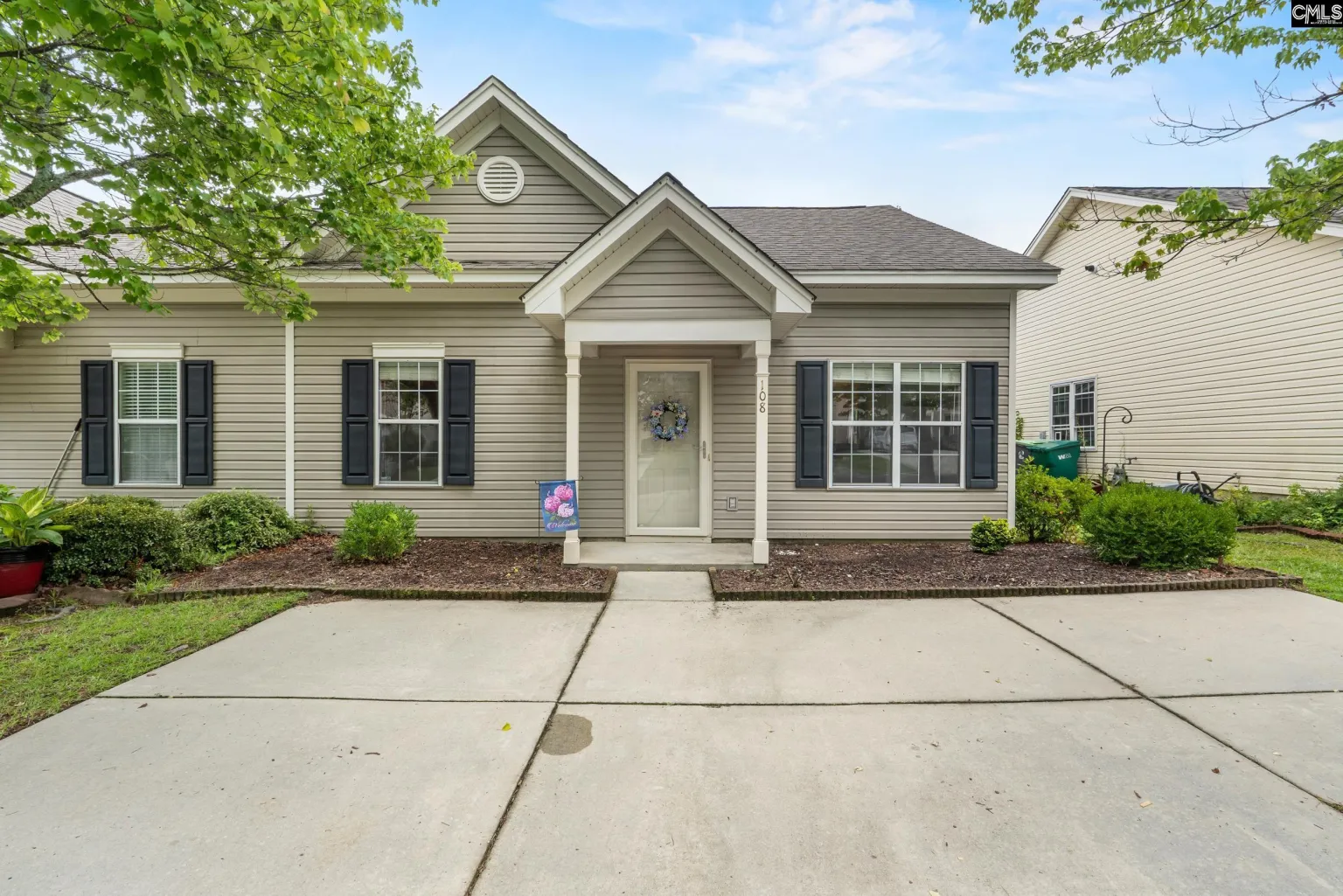 108 Huntington Circle