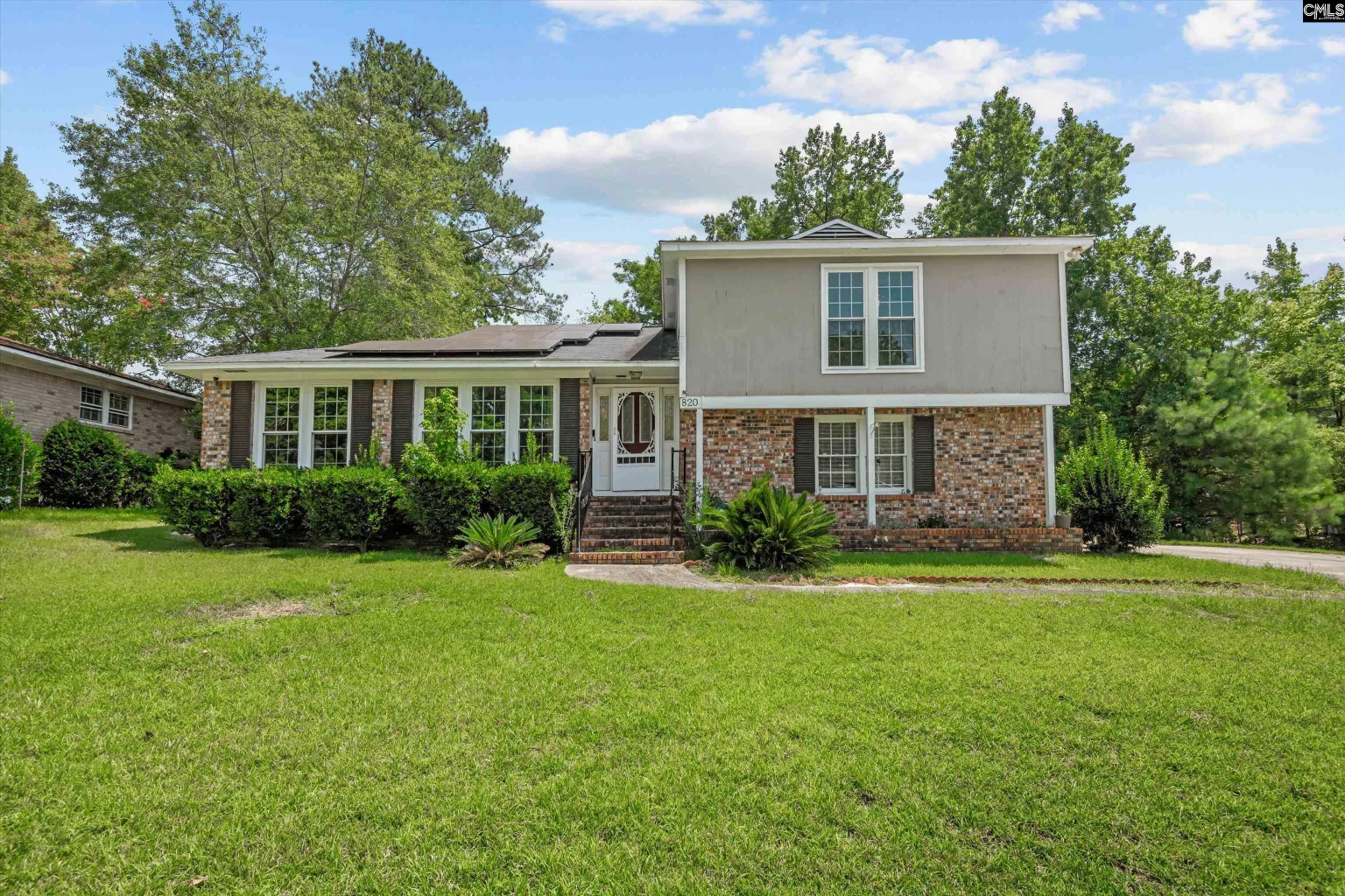 820 Rollingwood Trail