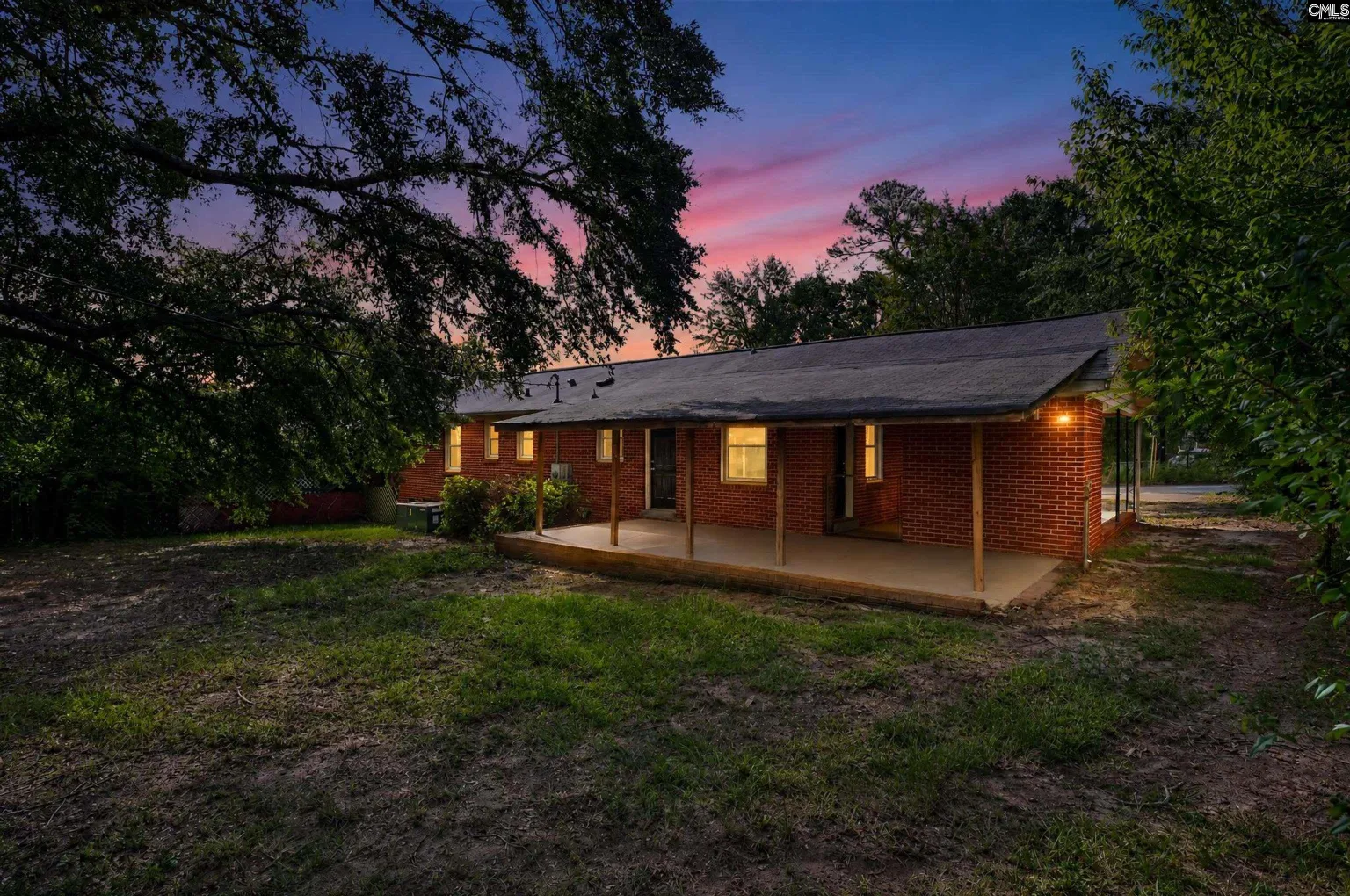 2131 Tuxedo Road