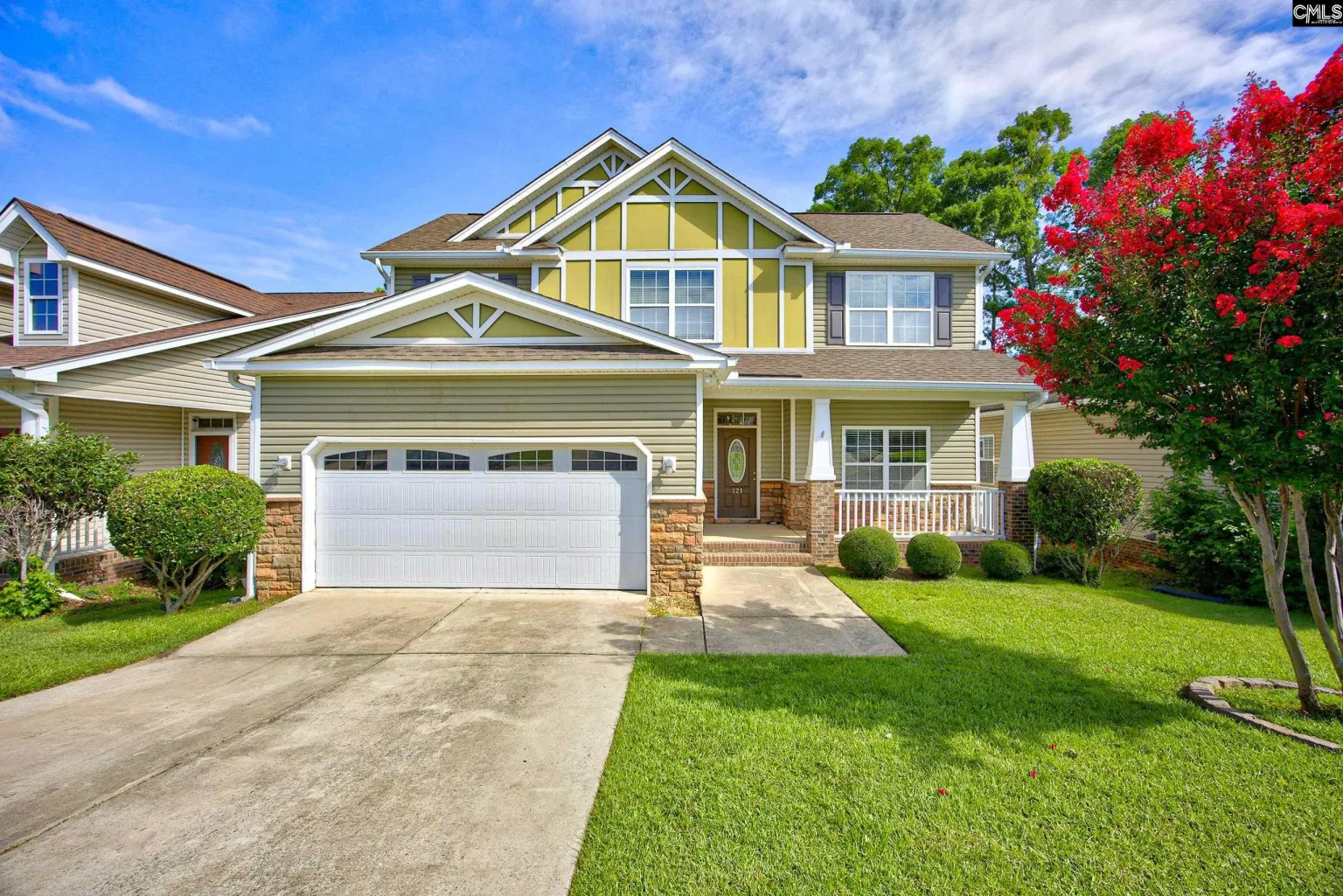121 Huxley Court