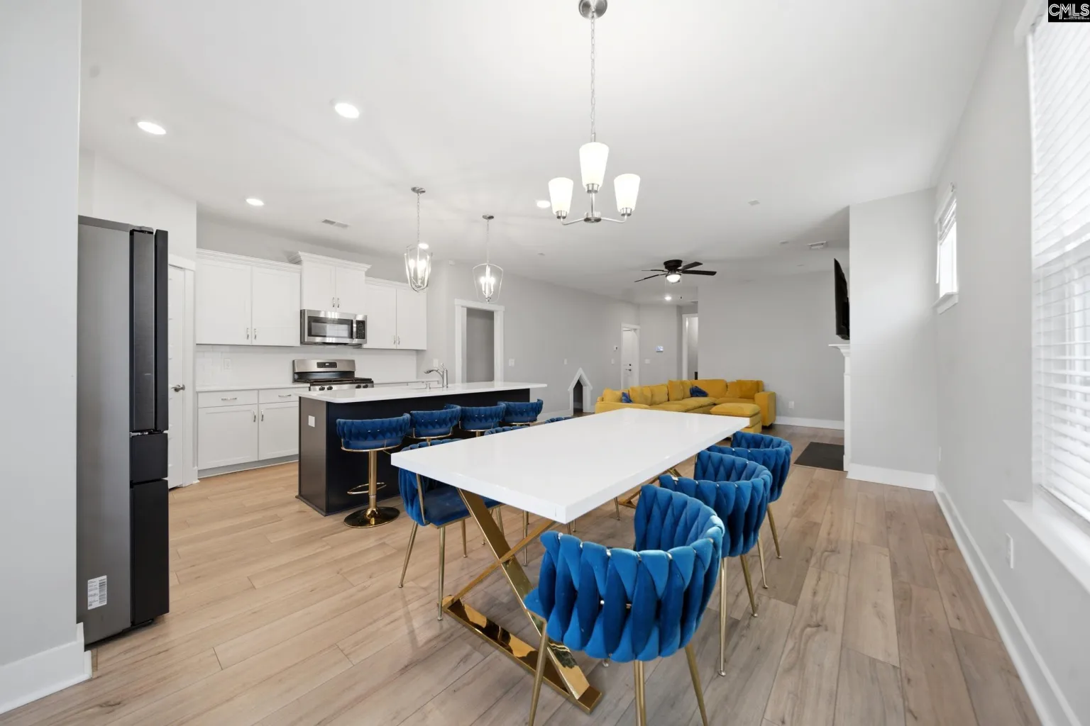 585 Ludlow Lane