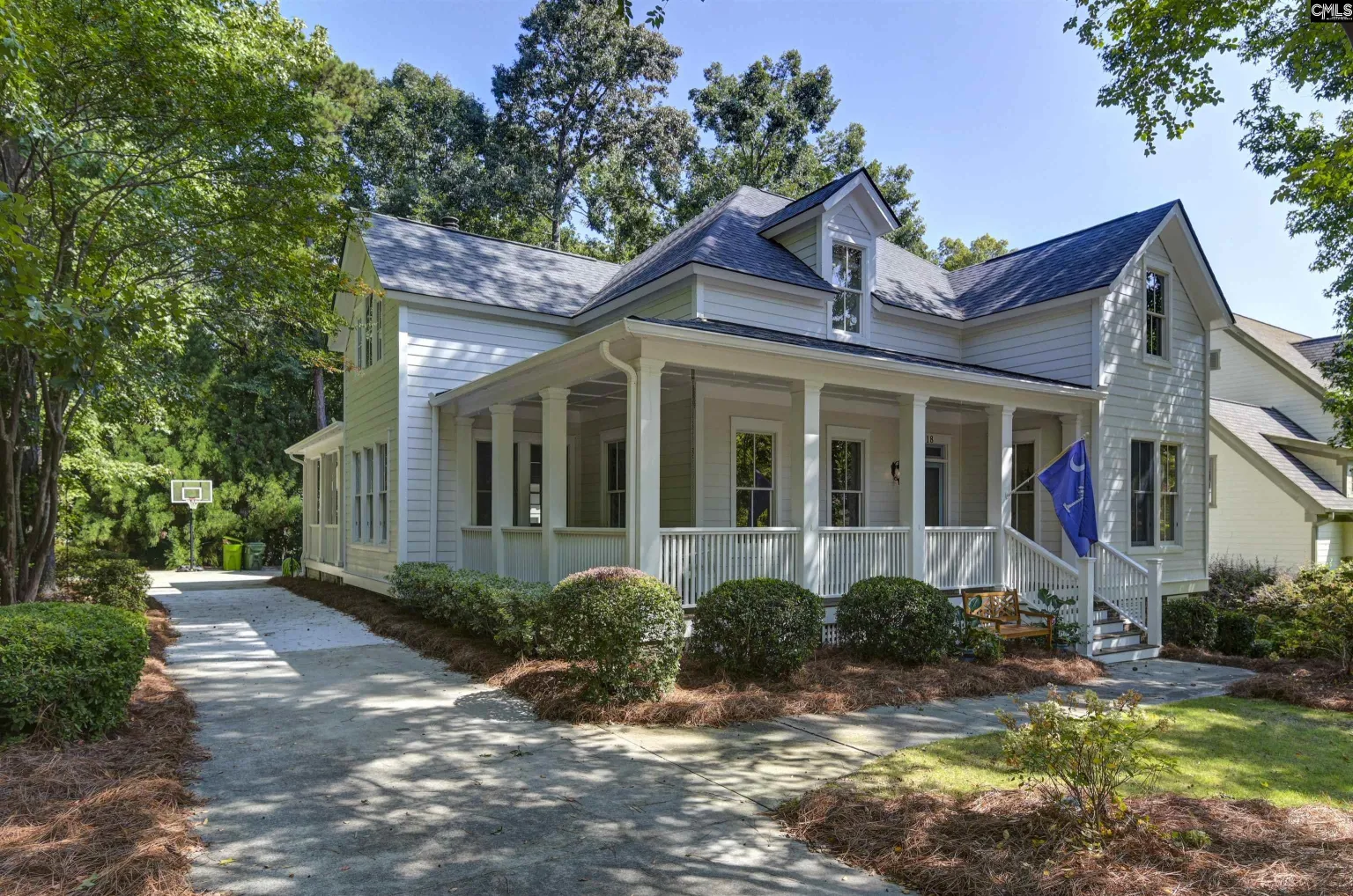 18 Alumni Lane