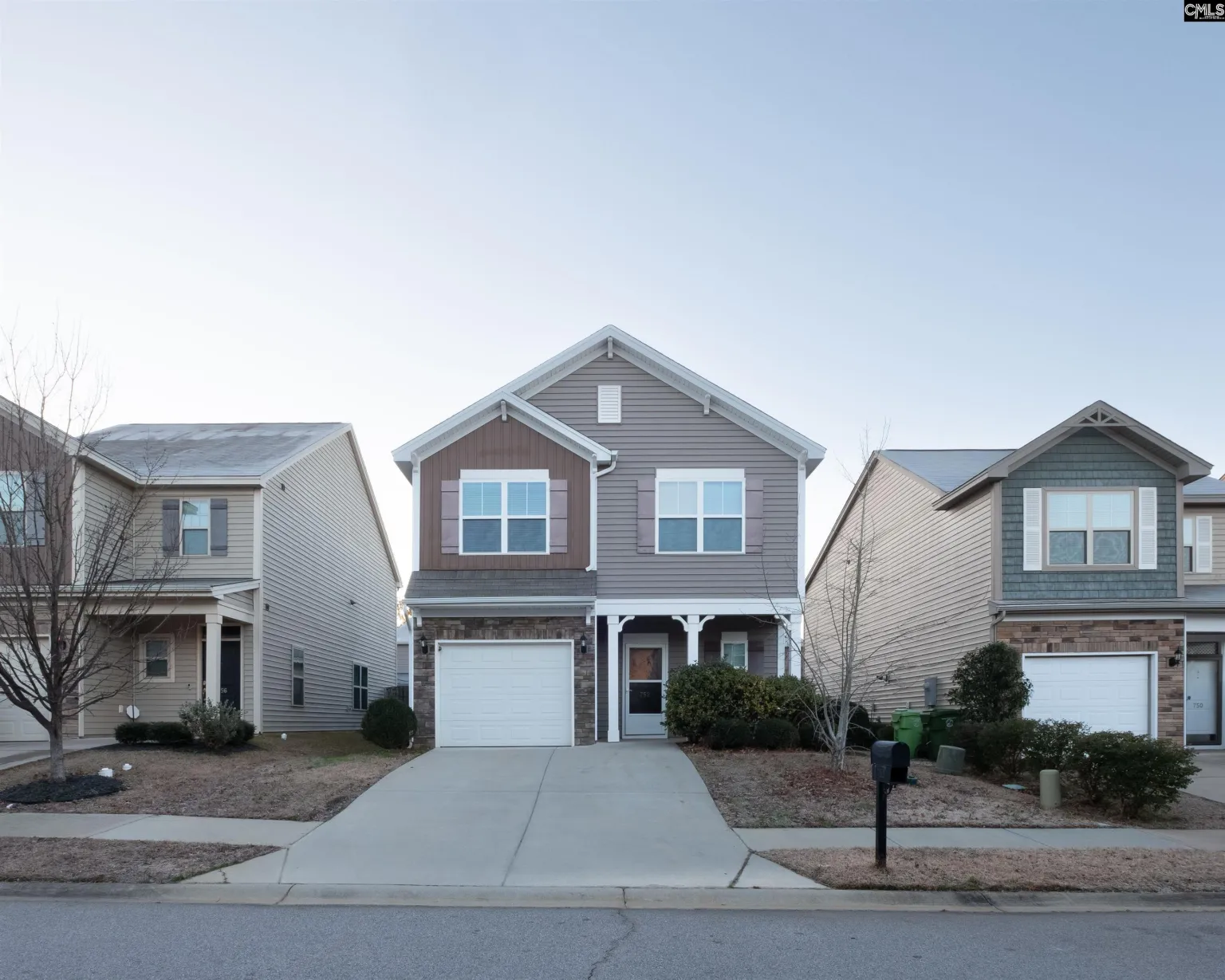 752 Helmsman Lane