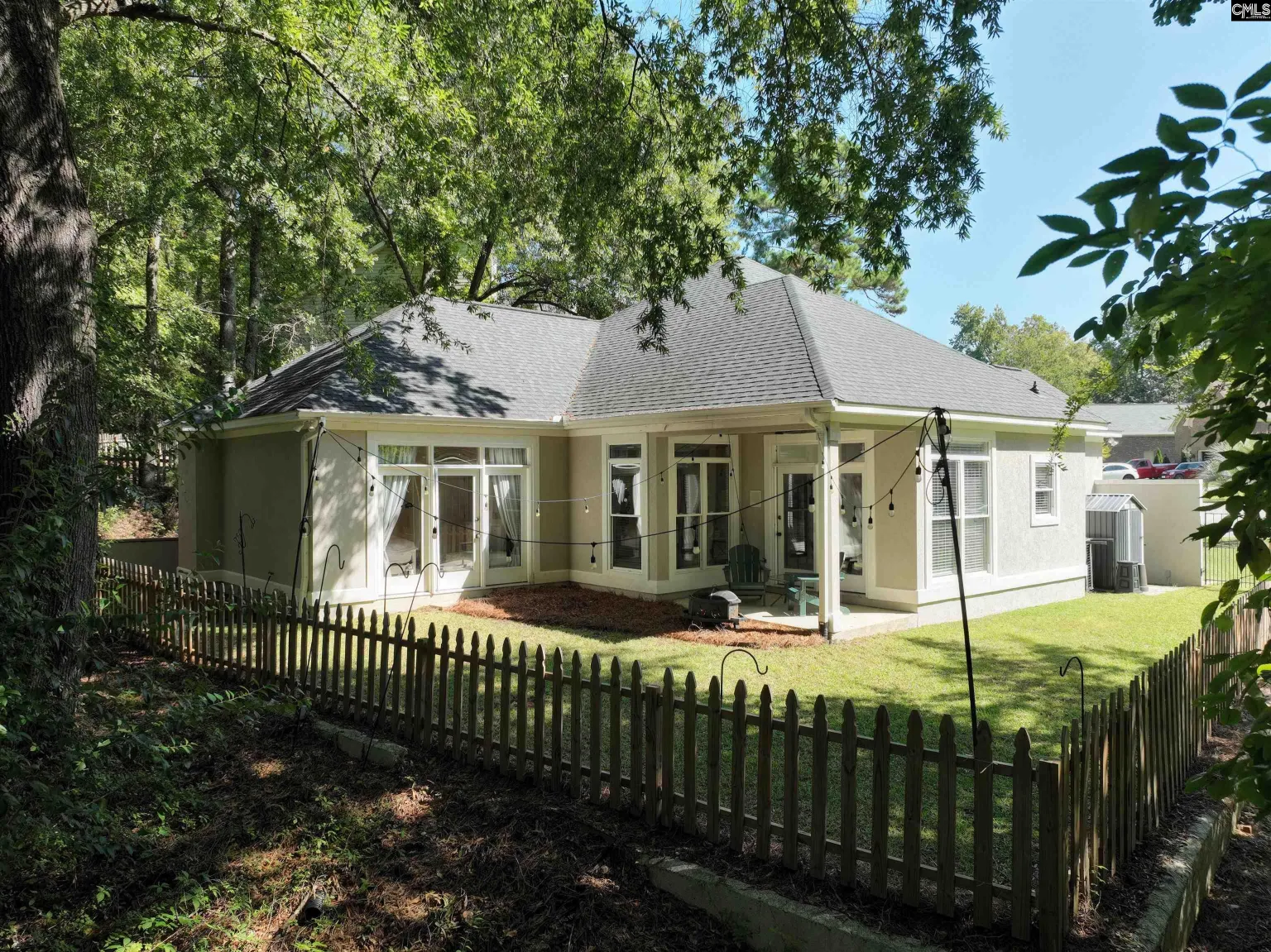 14 Saddleback Ledge Court