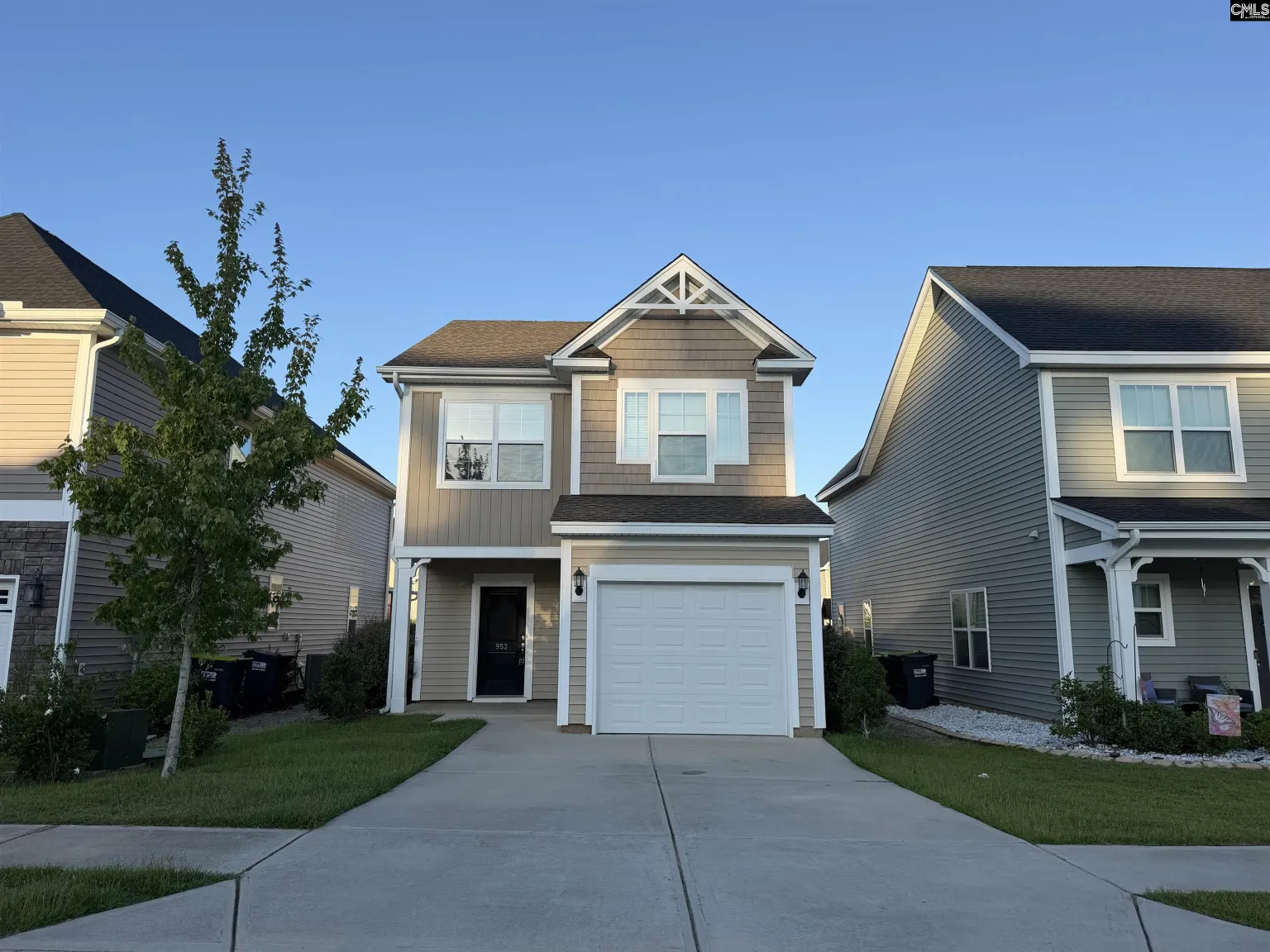 953 Bergenfield Lane