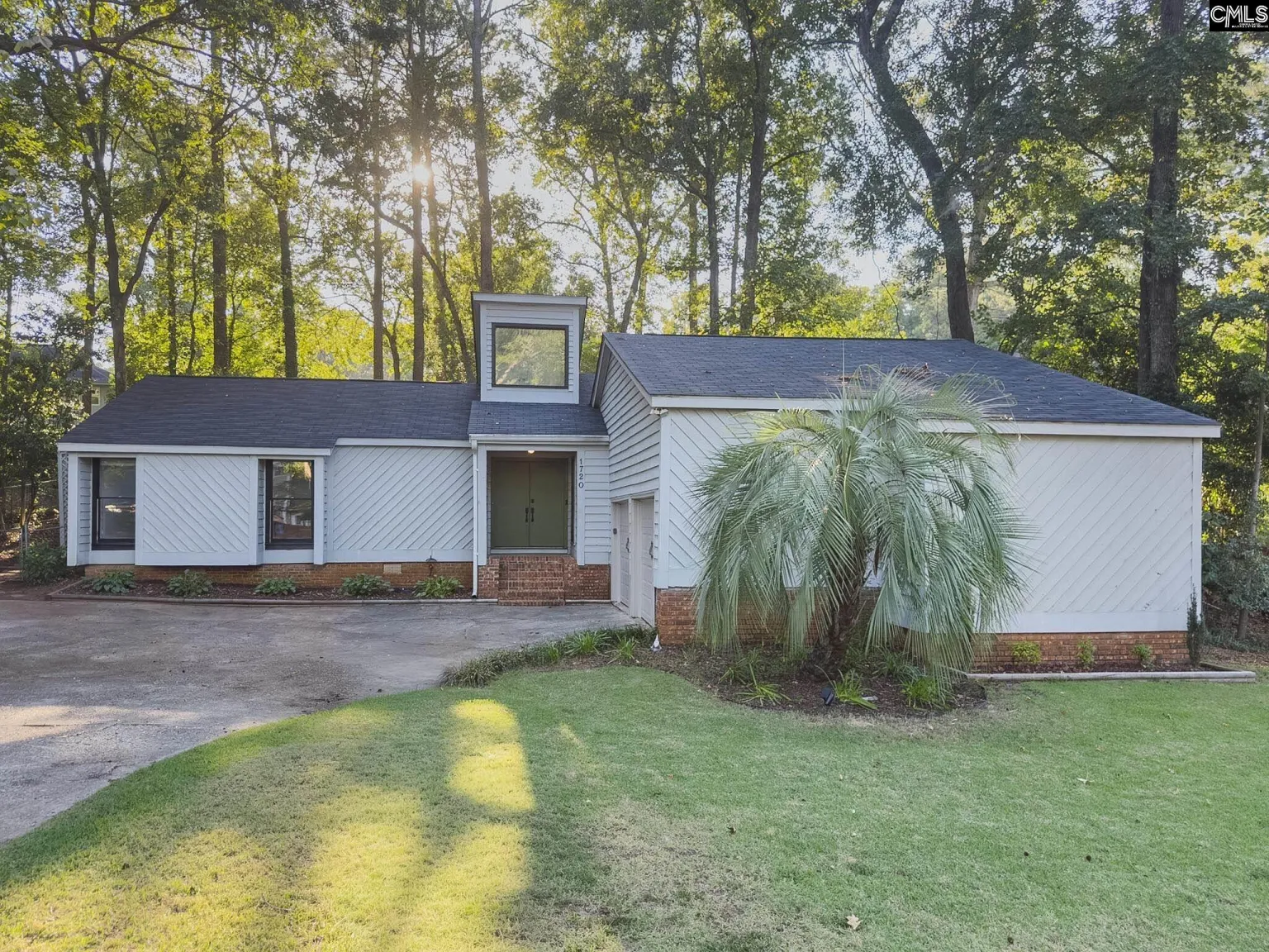 1720 Shadowood Drive