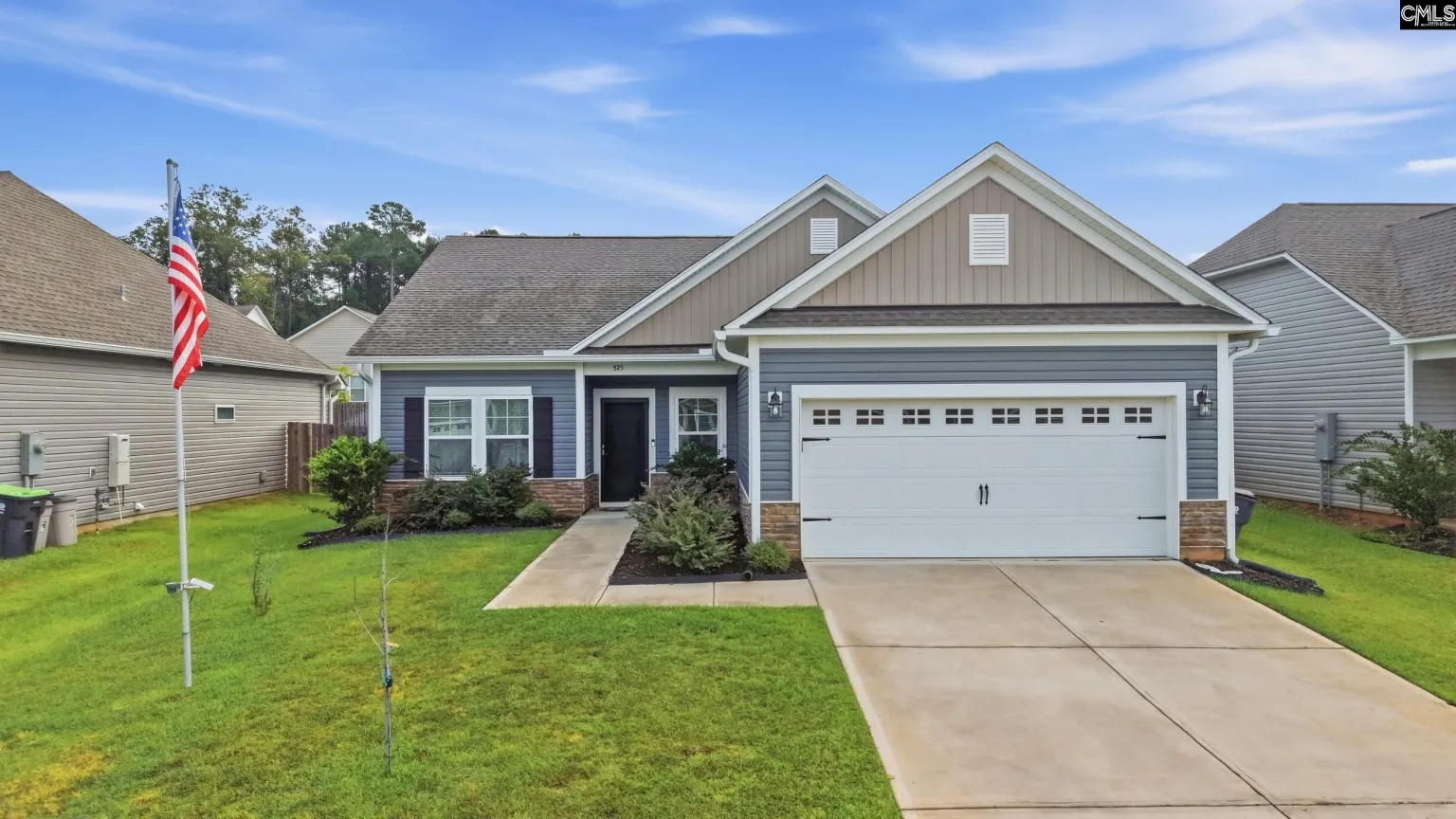 525 Mitscher Way