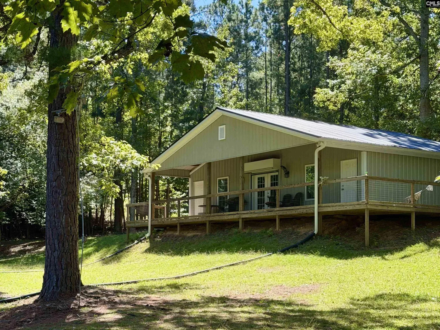 1579 Rockton Thruway Road