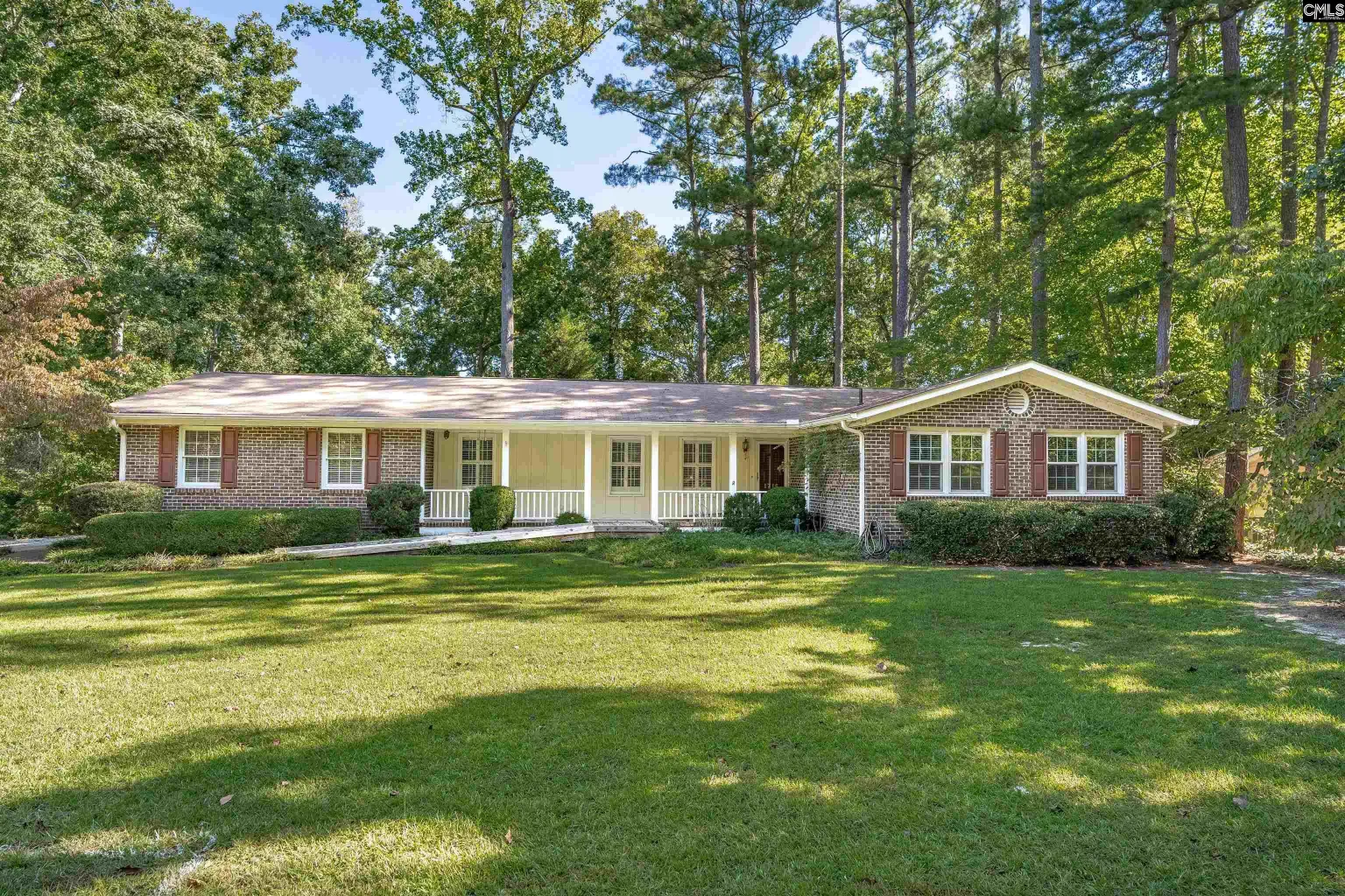 1716 Quail Valley East