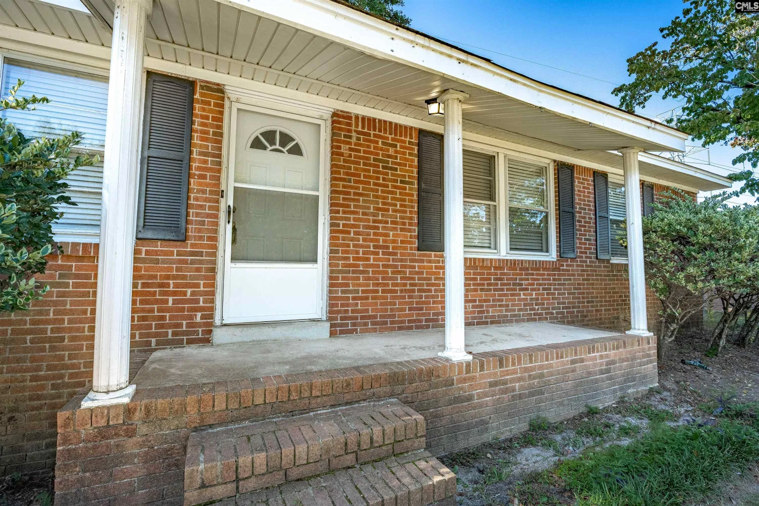 2704 Haynes Lane