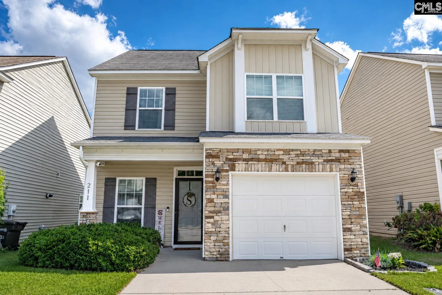 211 Chestnut Oak Lane