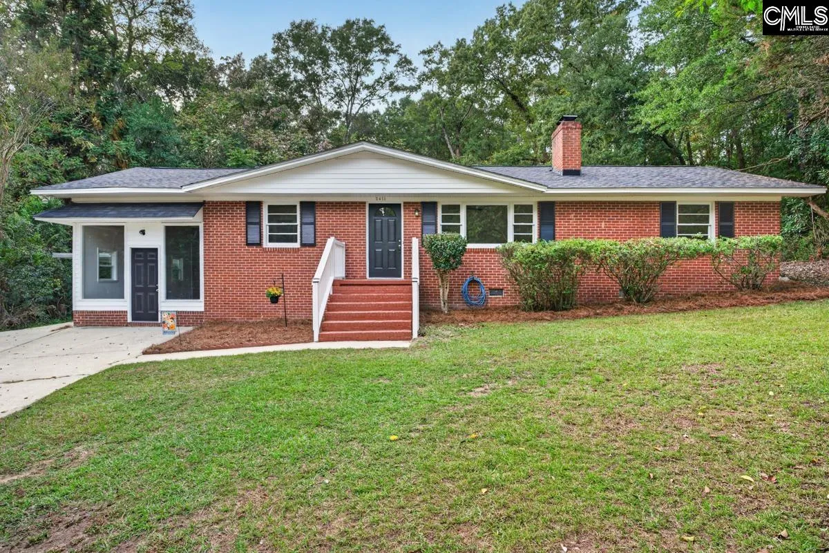 2415 Oak Lane