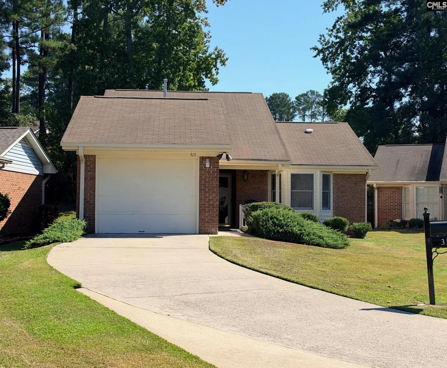 313 Forestland Court