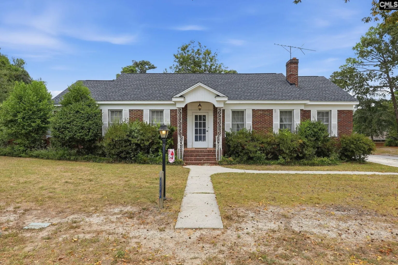 900 Naples Avenue